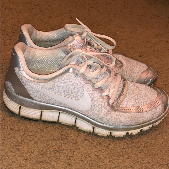 Nike Shoes - Nike 5.0 tennis shoes